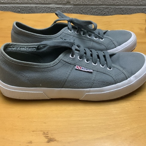 Superga 2750 COTU unisex classic canvas sneakers women’s 11 men’s 9.5 GUC - Picture 2 of 10